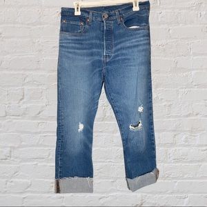 501 Levi’s boyfriend cut